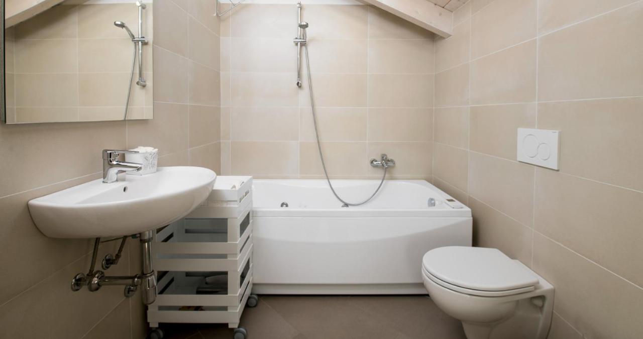 Fiorenzuola Bed & Breakfast Fiorenzuola di Focara Dış mekan fotoğraf