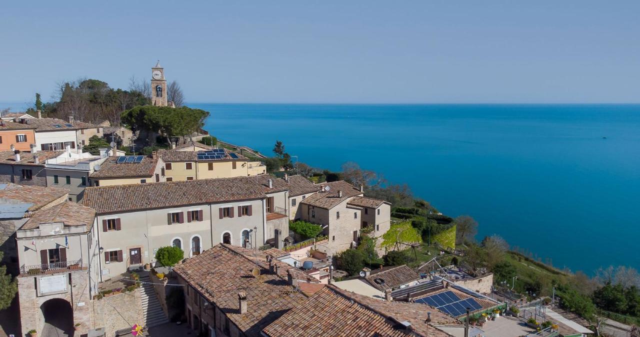 Fiorenzuola Bed & Breakfast Fiorenzuola di Focara Dış mekan fotoğraf